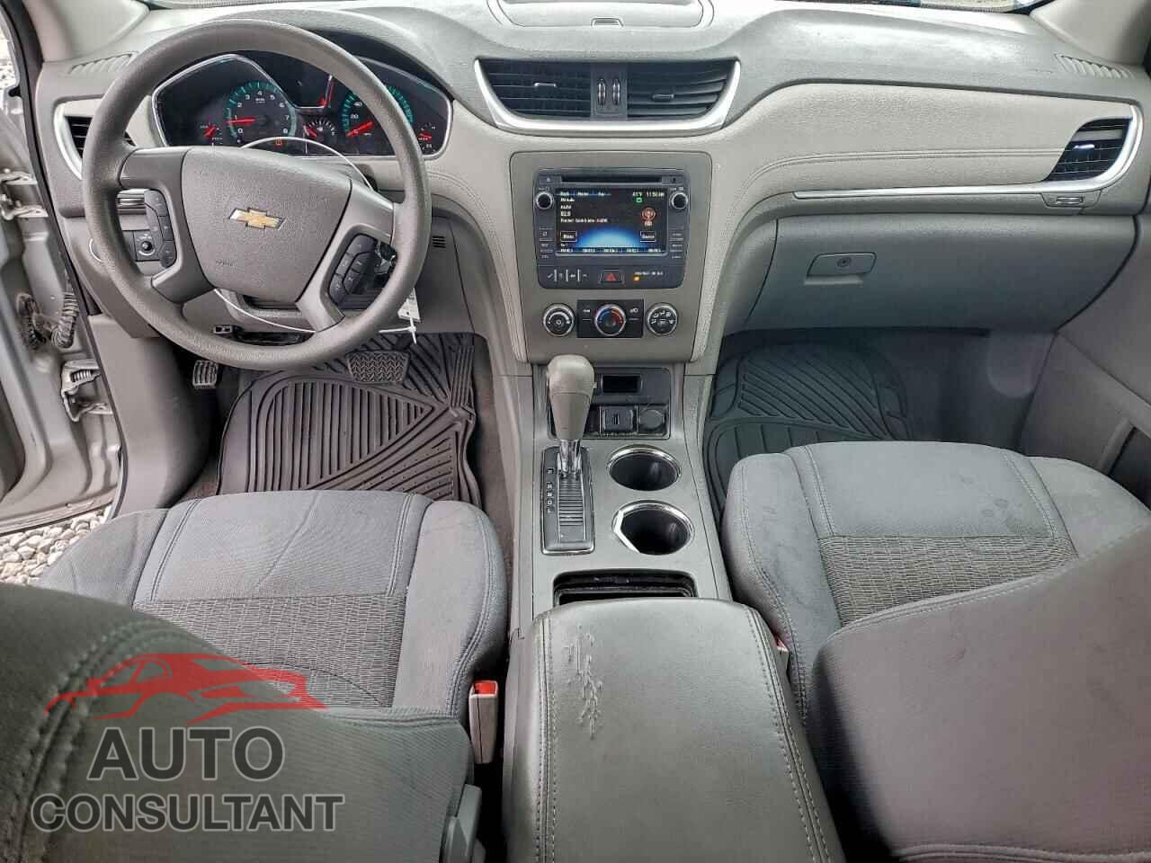 CHEVROLET TRAVERSE 2015 - 1GNKRFED3FJ161966