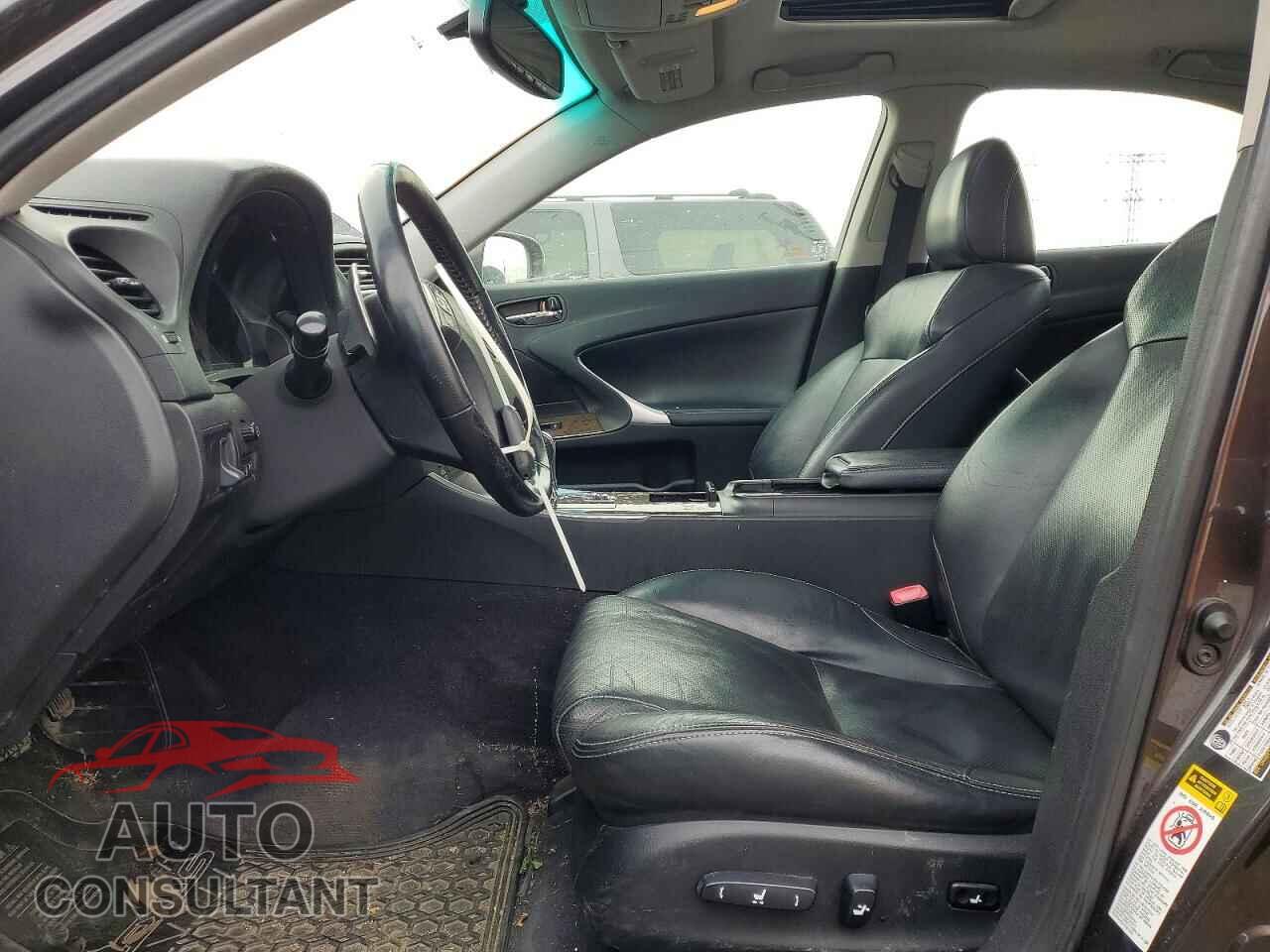 LEXUS IS 2010 - JTHCF5C29A5038027