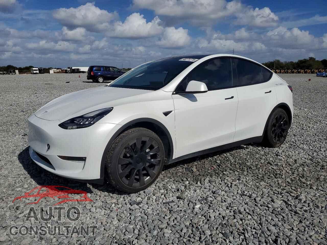 TESLA MODEL Y 2023 - 7SAYGDEEXPF611307