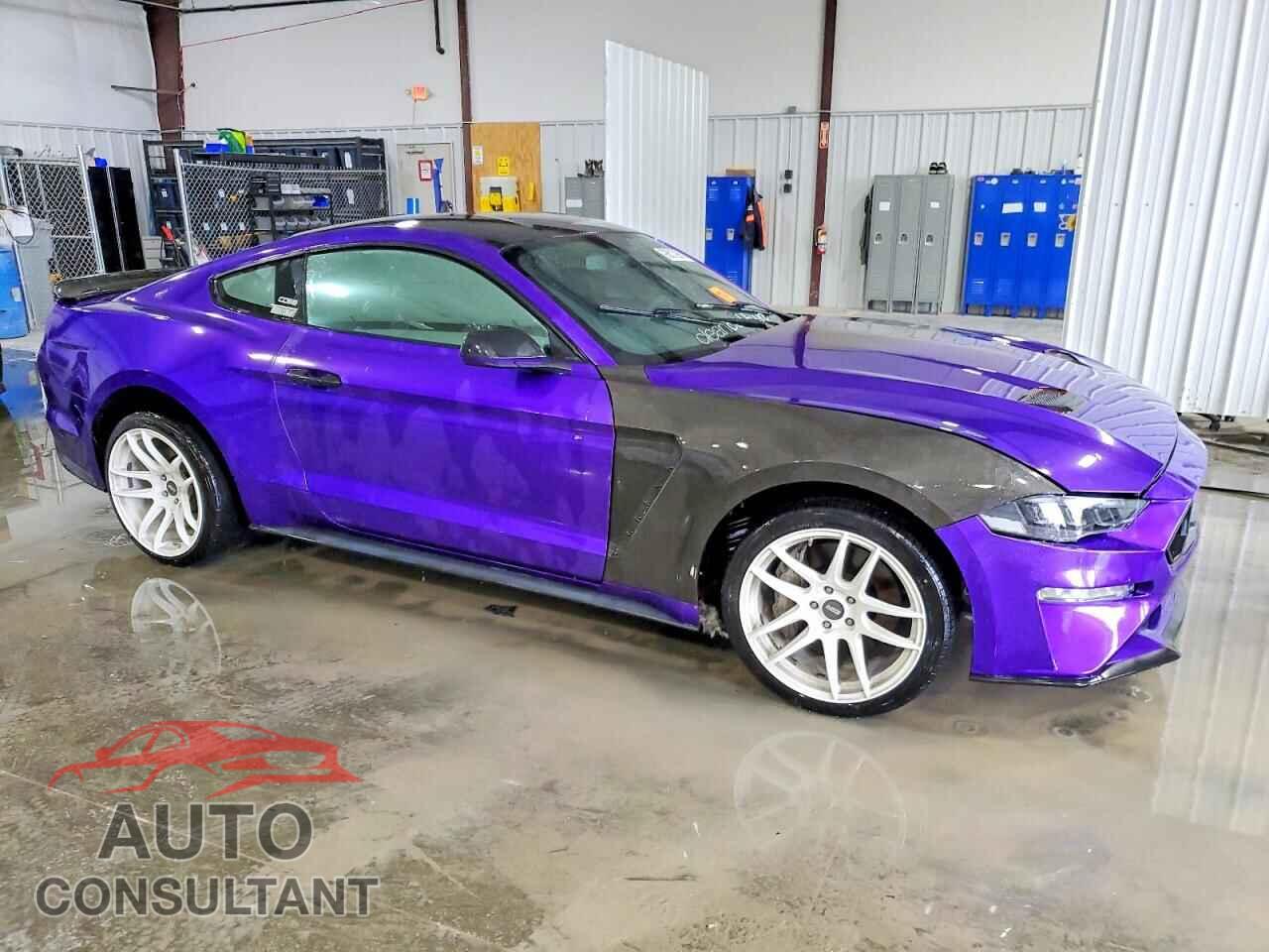 FORD MUSTANG 2018 - 1FA6P8TH9J5163391
