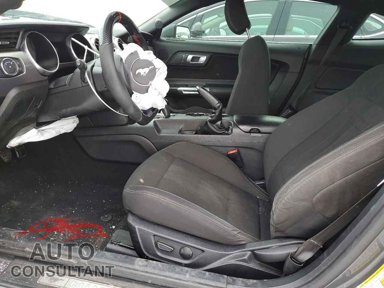FORD MUSTANG 2021 - 1FA6P8CF2M5118067