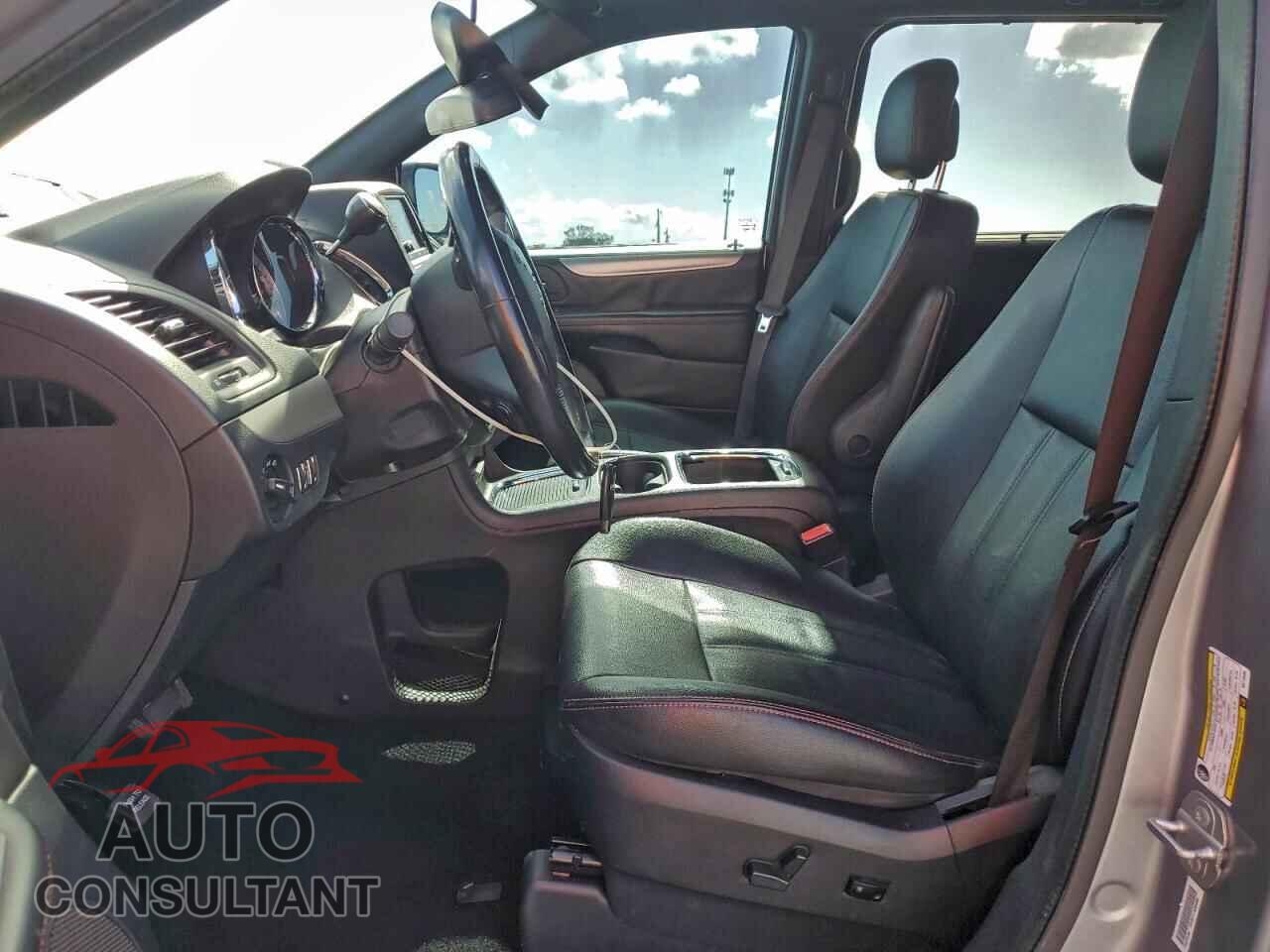 DODGE CARAVAN 2019 - 2C4RDGEG2KR718295