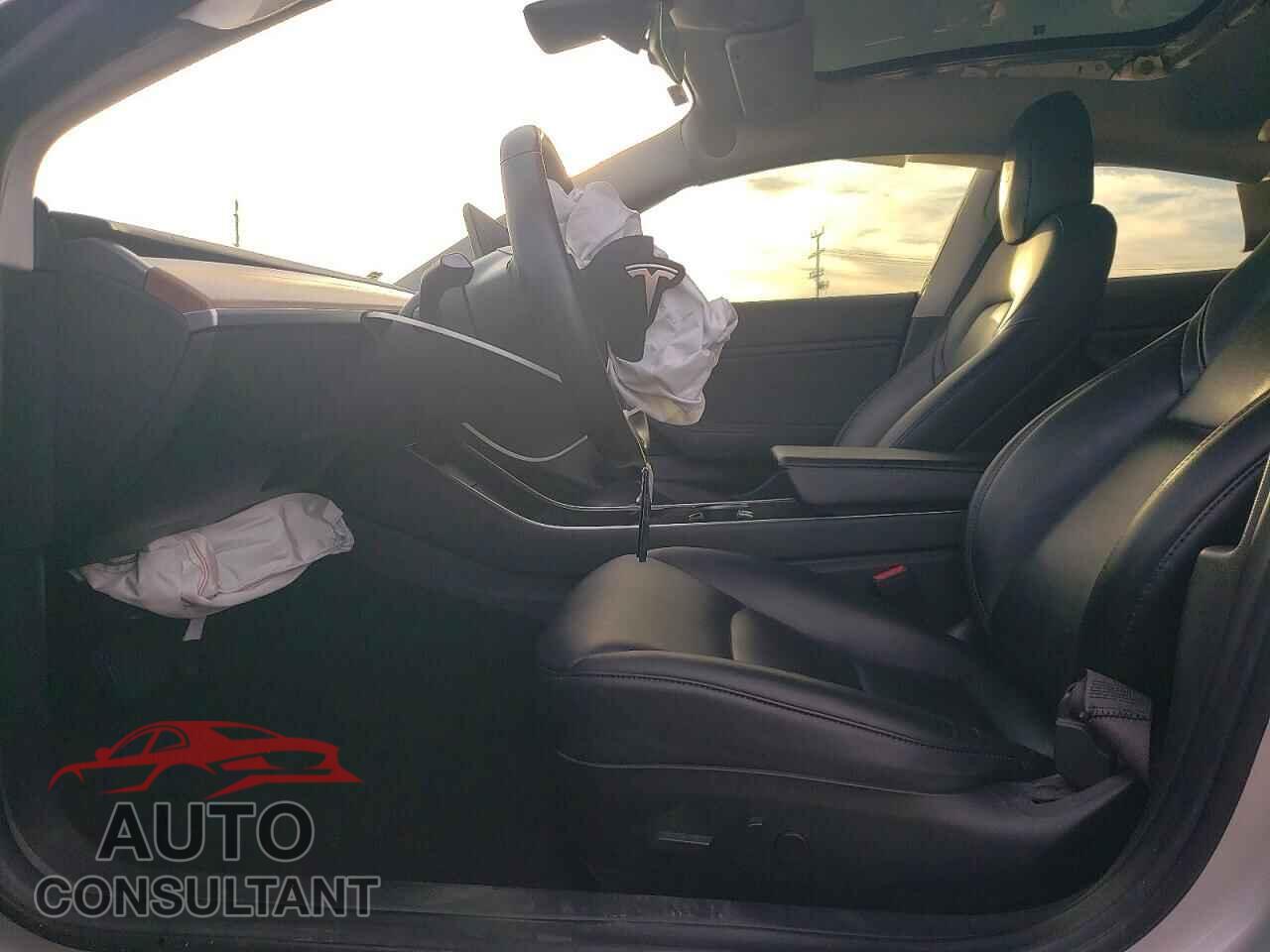 TESLA MODEL 3 2018 - 5YJ3E1EA4JF095316