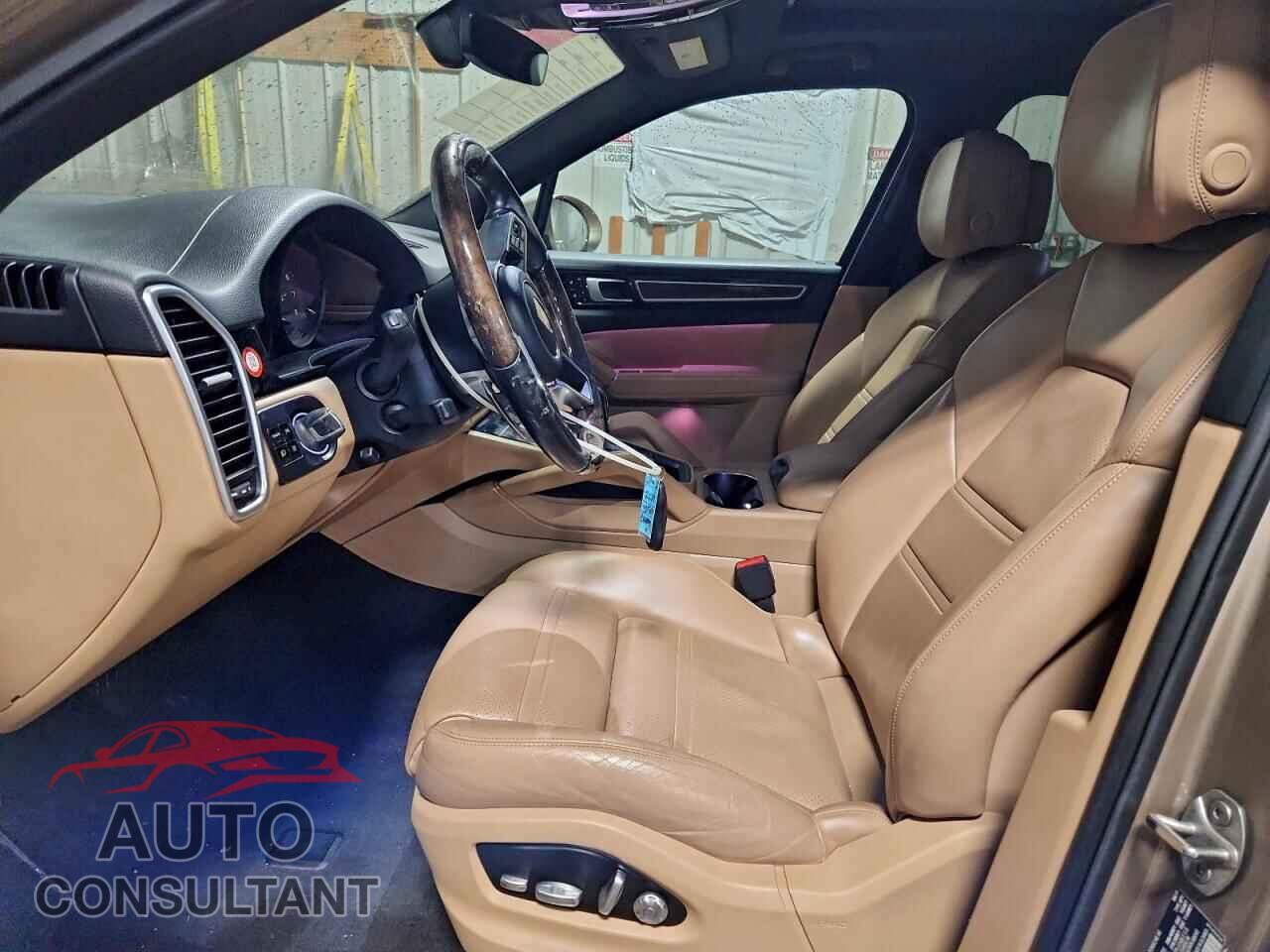 PORSCHE CAYENNE 2019 - WP1AA2AY5KDA15248