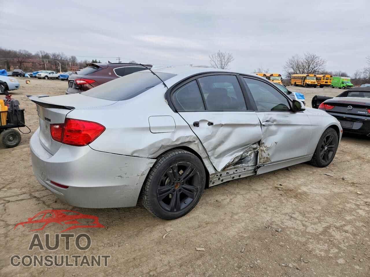 BMW 3 SERIES 2013 - WBA3B3C51DF543700