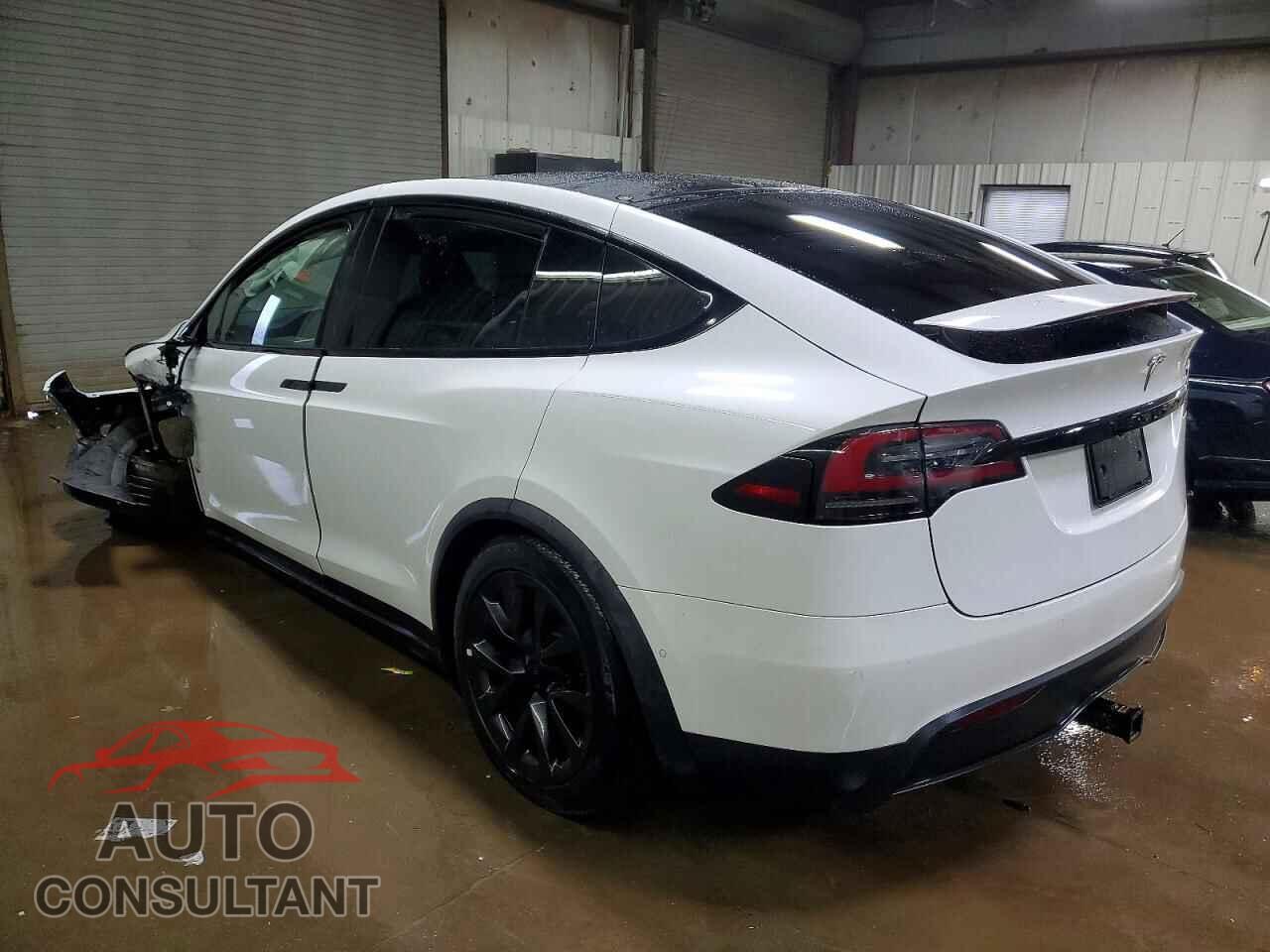 TESLA MODEL X 2023 - 7SAXCBE53PF369388
