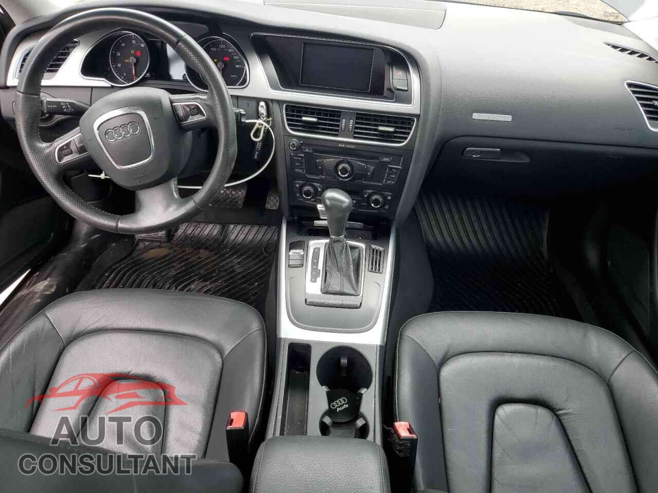 AUDI A5 2012 - WAULFAFR0CA038556