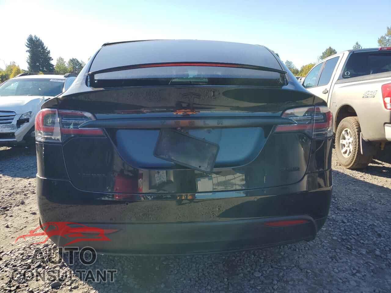 TESLA MODEL X 2016 - 5YJXCBE45GF015876