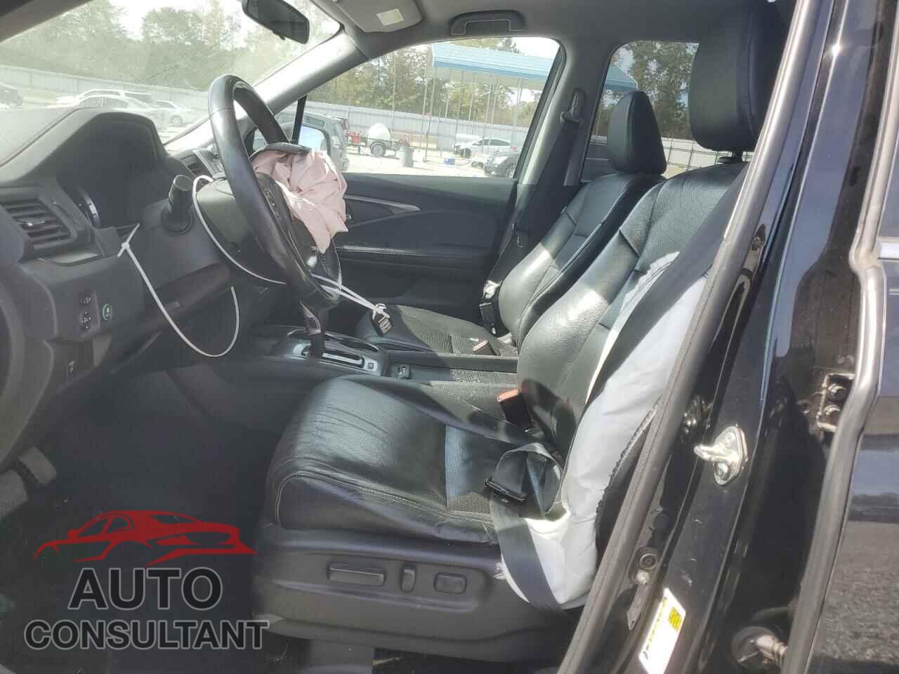 HONDA RIDGELINE 2017 - 5FPYK3F52HB037525