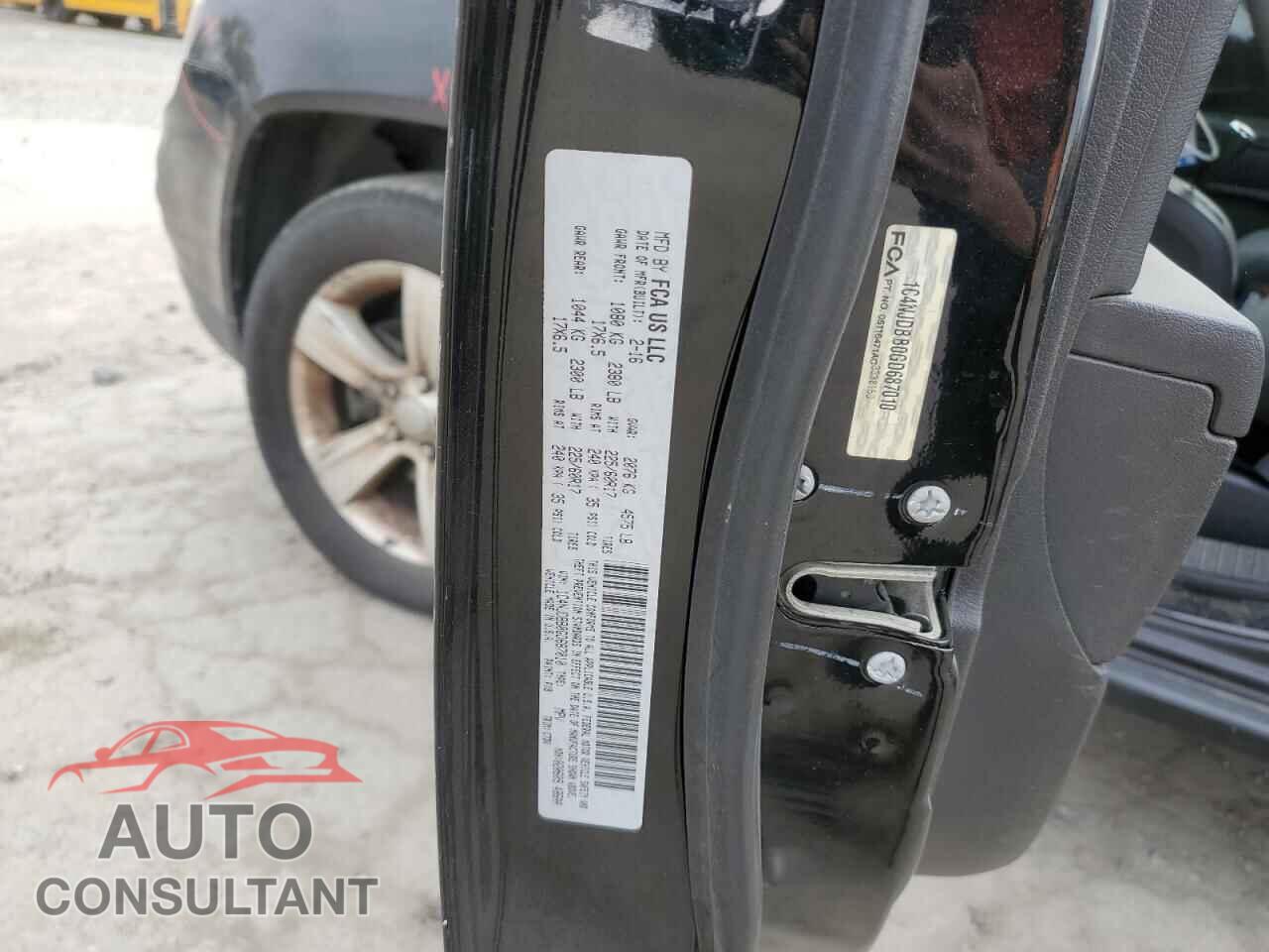 JEEP COMPASS 2016 - 1C4NJDBB0GD687010