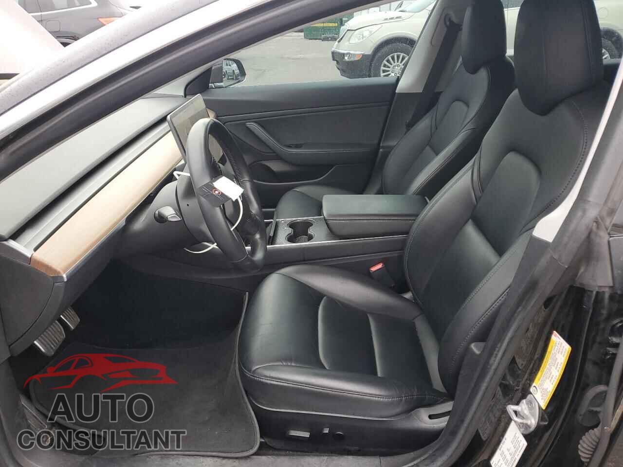 TESLA MODEL 3 2019 - 5YJ3E1EB4KF209079