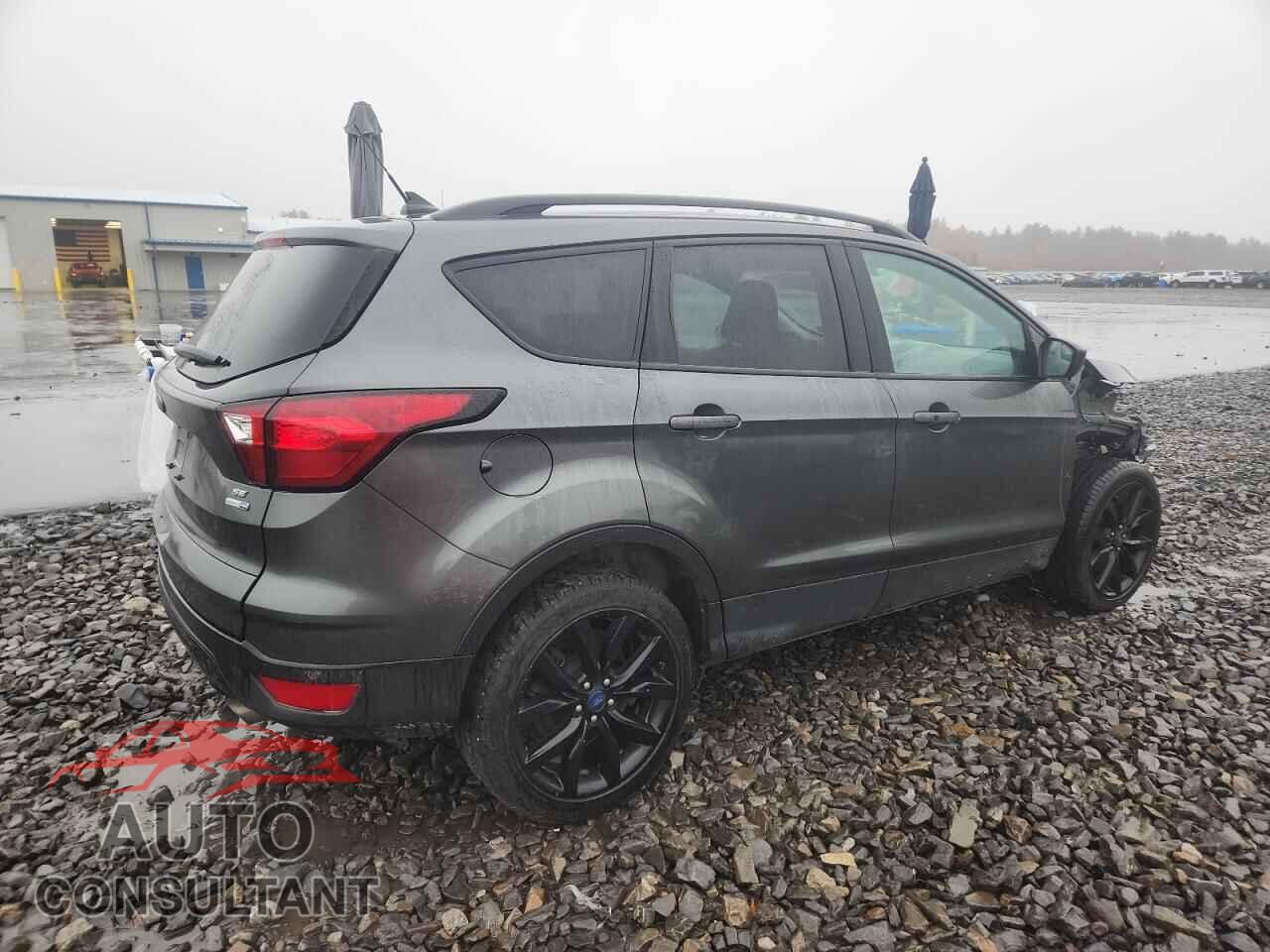 FORD ESCAPE 2019 - 1FMCU9GD5KUC06355