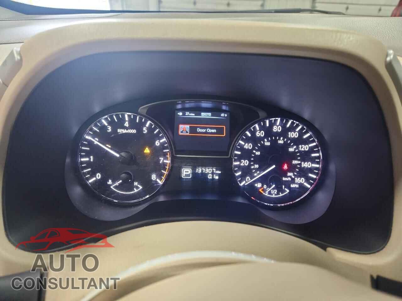 NISSAN PATHFINDER 2013 - 5N1AR2MM2DC630105