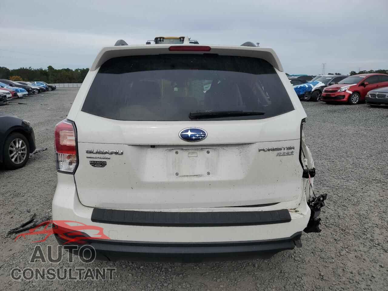 SUBARU FORESTER 2017 - JF2SJAEC1HH482331
