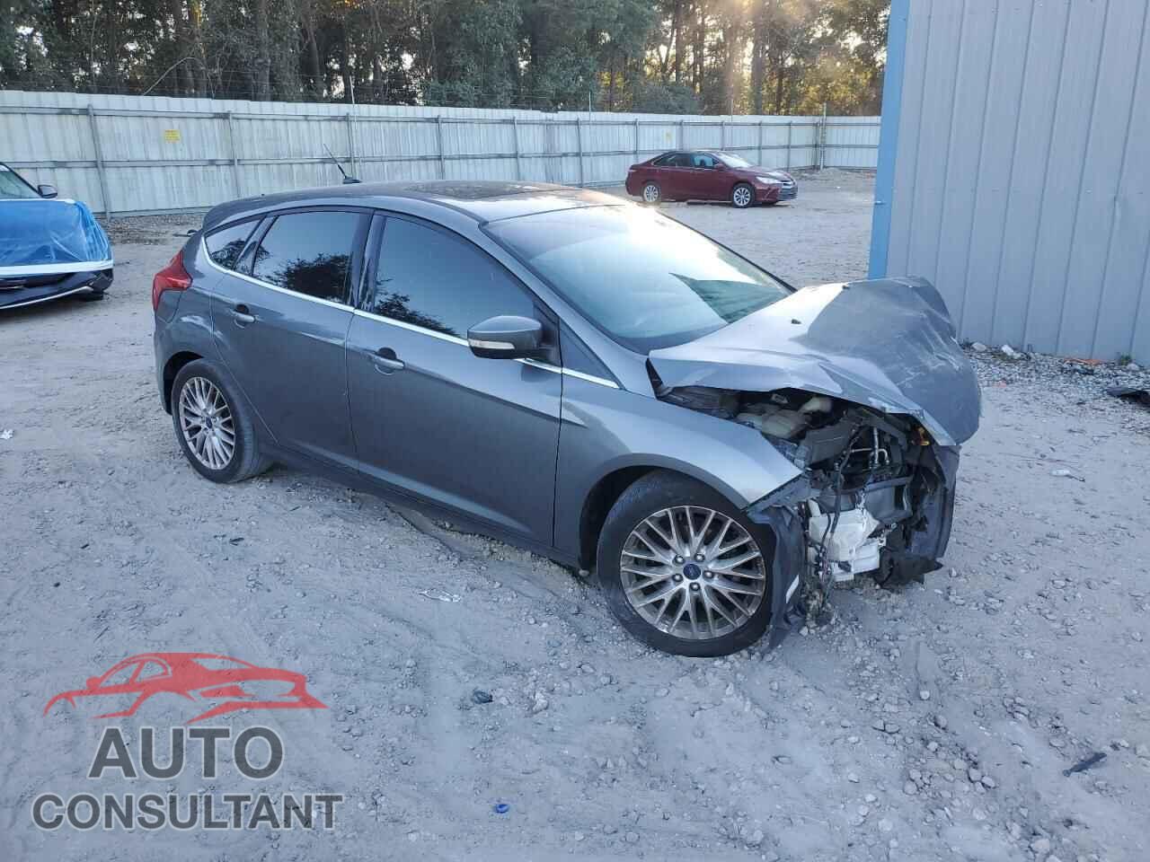 FORD FOCUS 2014 - 1FADP3N26EL367375
