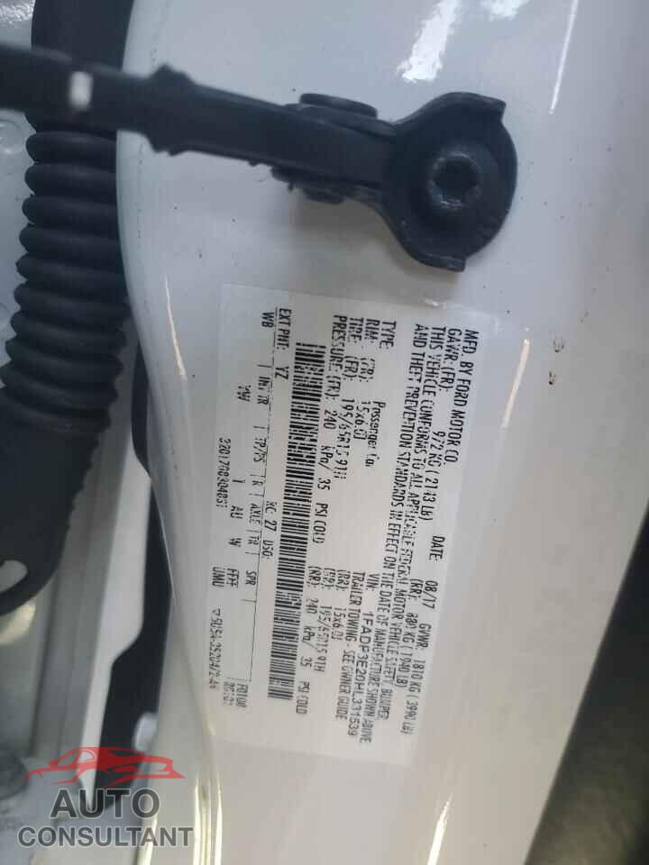 FORD FOCUS 2017 - 1FADP3E20HL331539