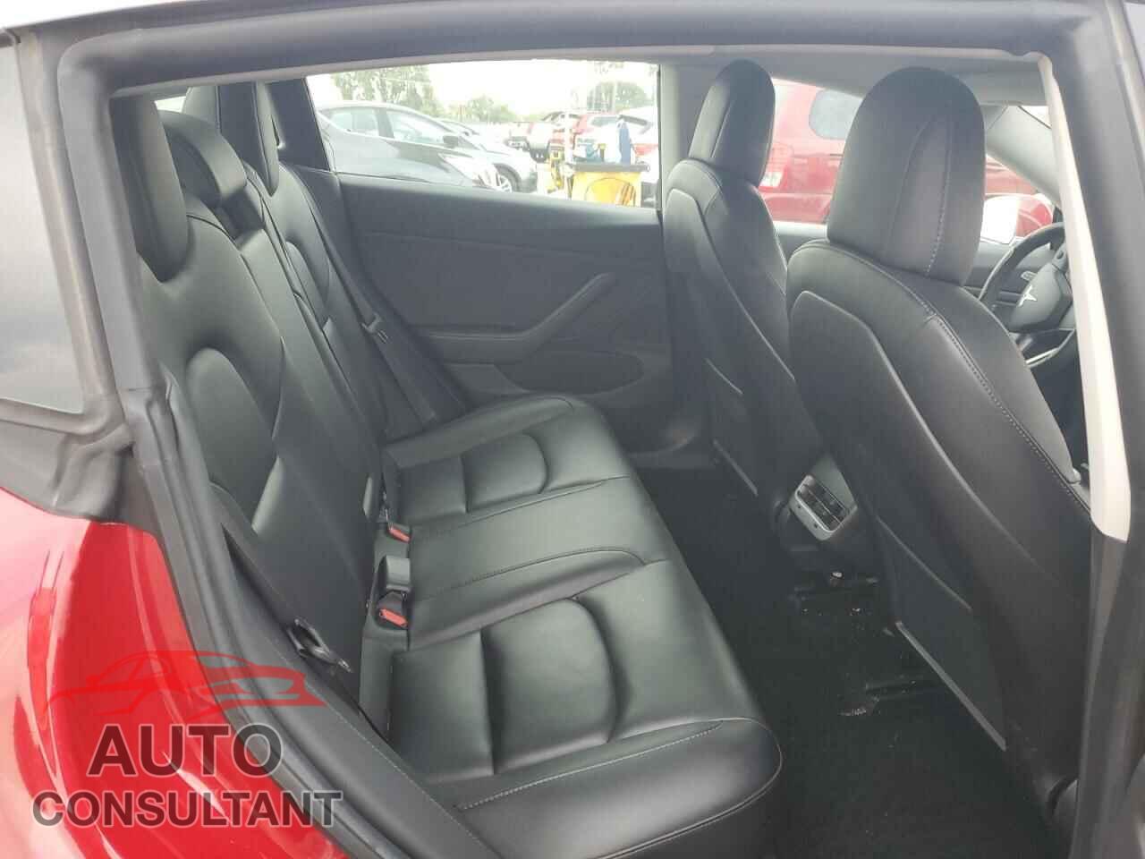 TESLA MODEL 3 2019 - 5YJ3E1EA6KF417259