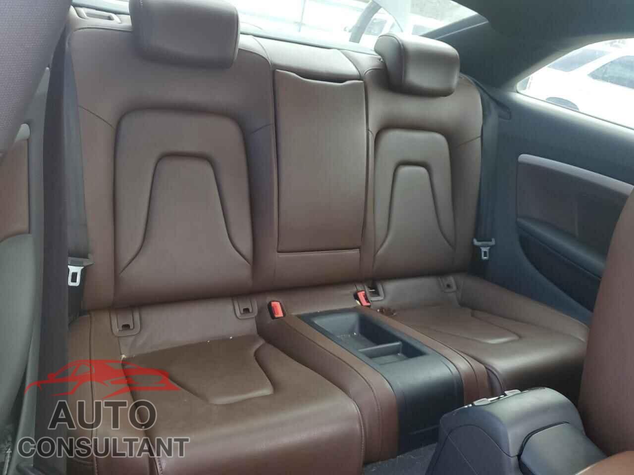 AUDI A5 2013 - WAULFAFRXDA068472