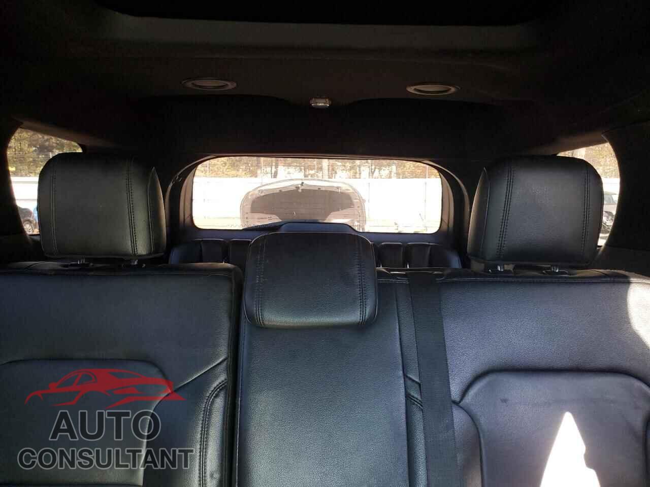 FORD EXPLORER 2017 - 1FM5K7D85HGD35715