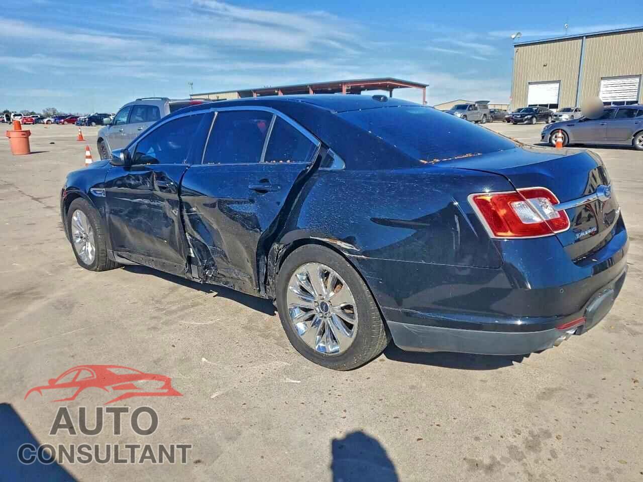 FORD TAURUS 2011 - 1FAHP2FW3BG189359