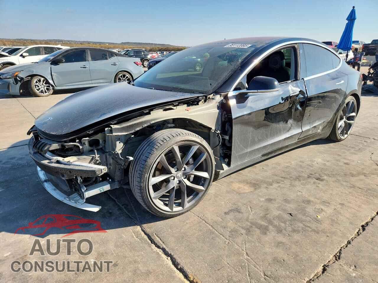 TESLA MODEL 3 2018 - 5YJ3E1EA5JF031298