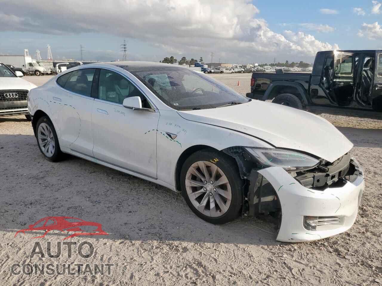 TESLA MODEL S 2019 - 5YJSA1E23KF306104