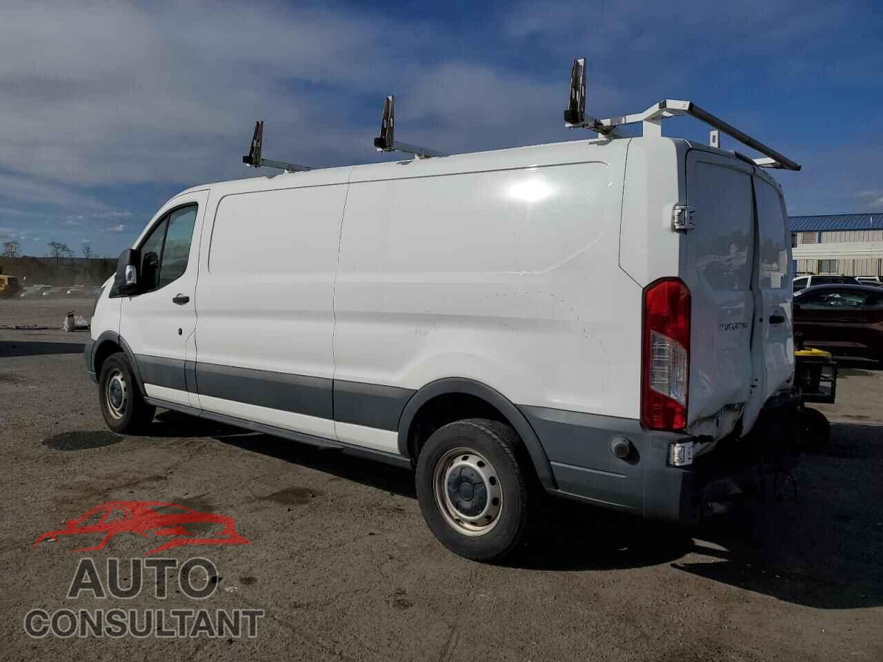 FORD TRANSIT 2017 - 1FTYR2YM5HKB24700
