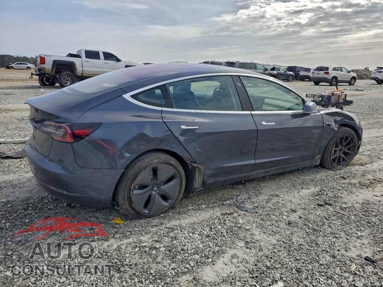TESLA MODEL 3 2018 - 5YJ3E1EA3JF036600
