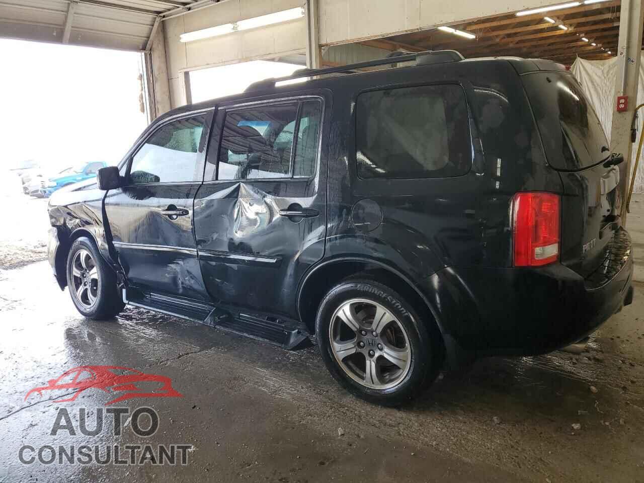 HONDA PILOT 2015 - 5FNYF4H31FB076876