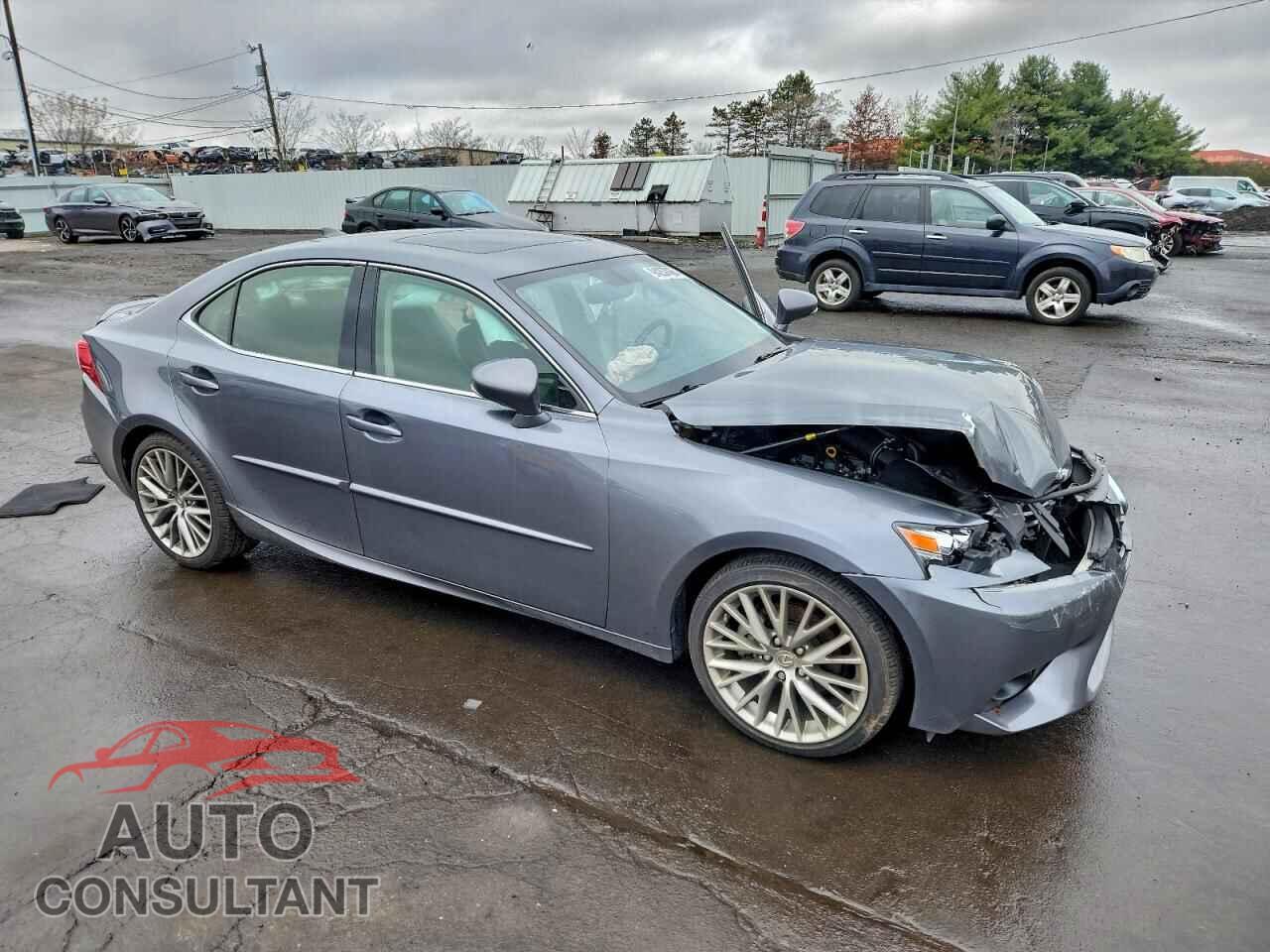 LEXUS IS 2015 - JTHCF1D23F5017298