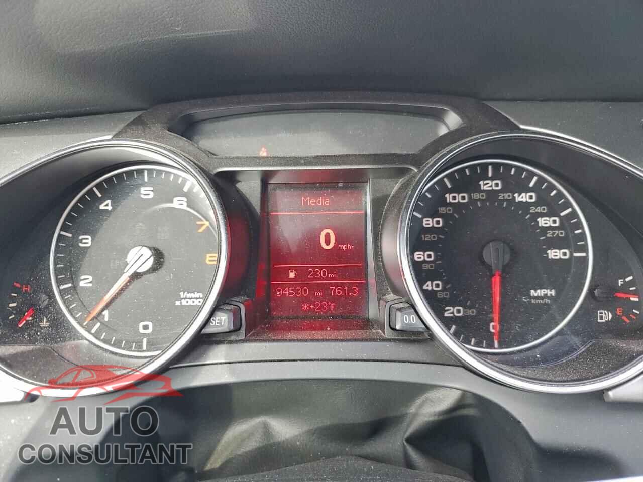 AUDI A5 2011 - WAURFAFR5BA002614