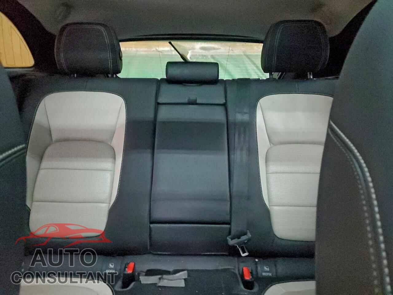 JAGUAR F-PACE 2017 - SADCL2BV3HA888567