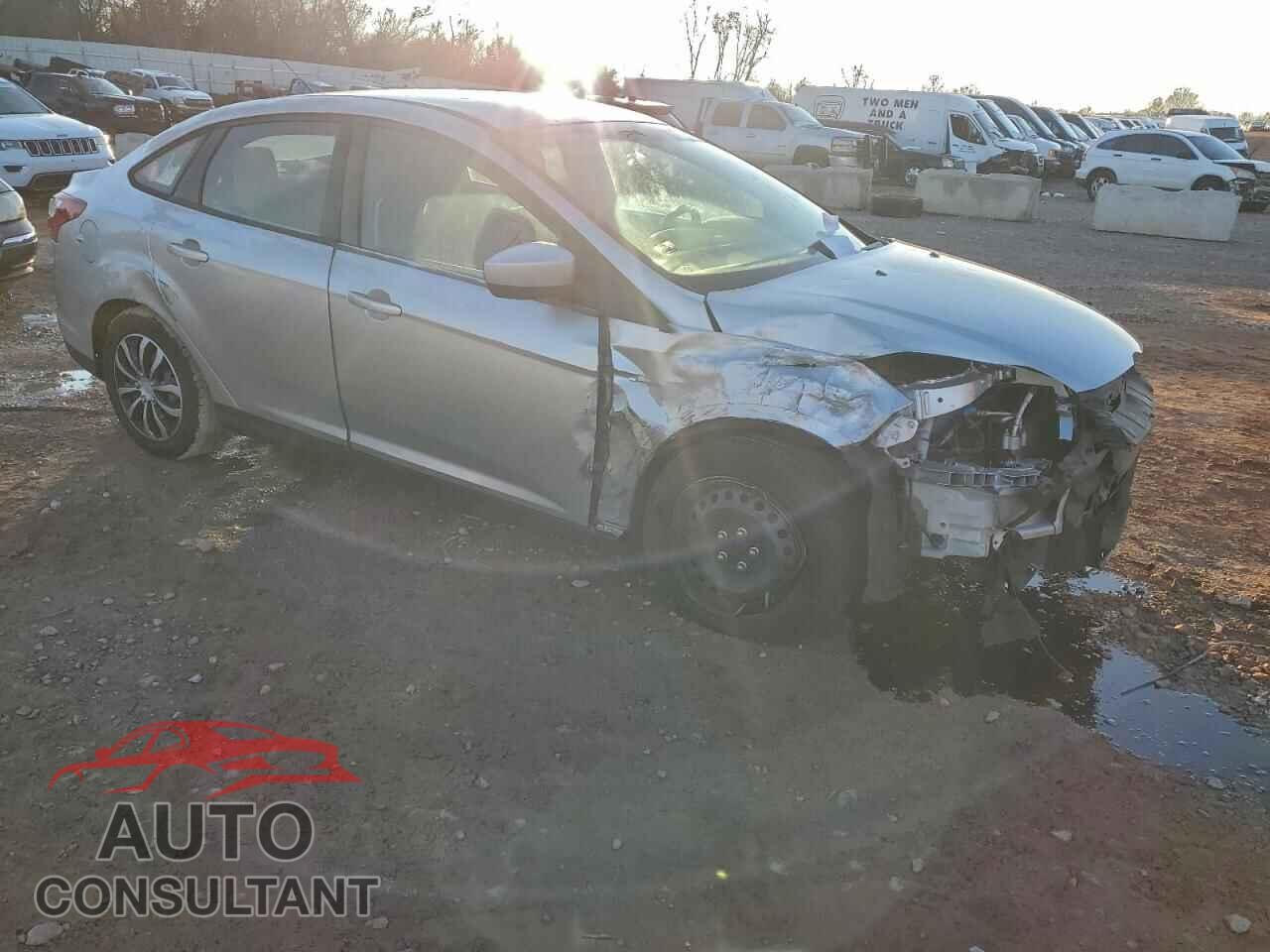 FORD FOCUS 2012 - 1FAHP3F2XCL207917
