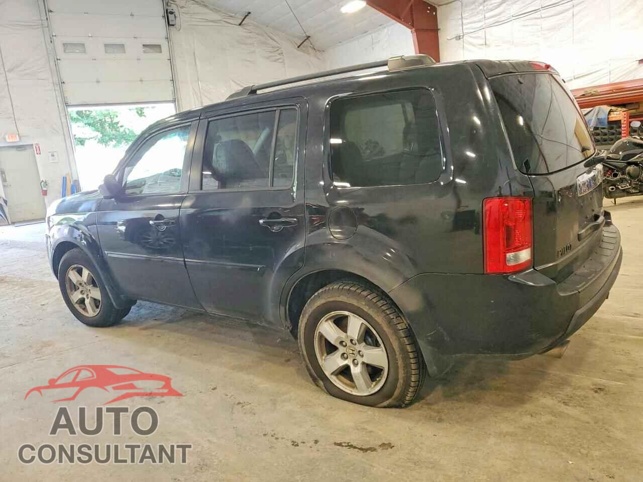 HONDA PILOT 2010 - 5FNYF3H57AB020221