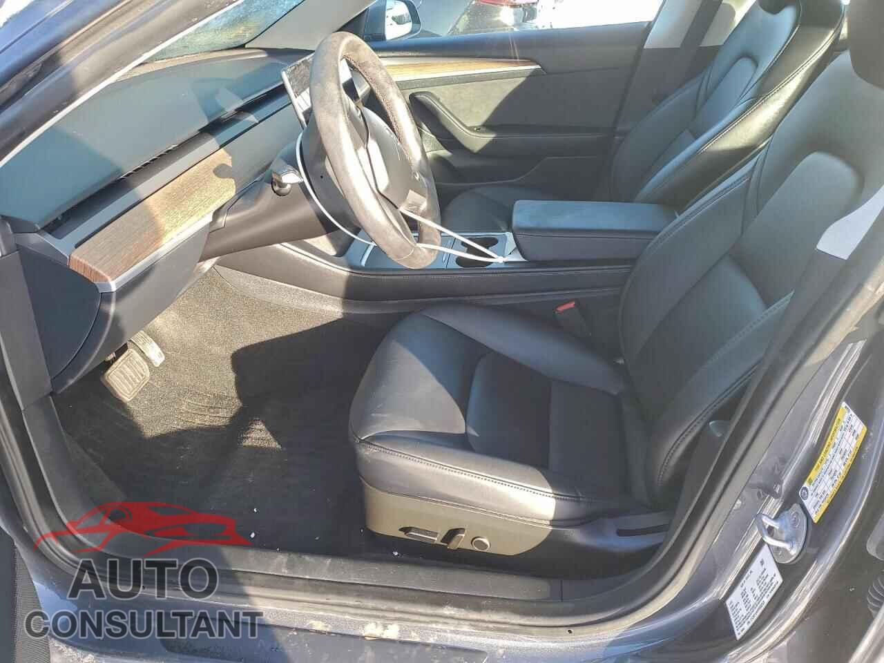 TESLA MODEL 3 2023 - 5YJ3E1EA5PF692323