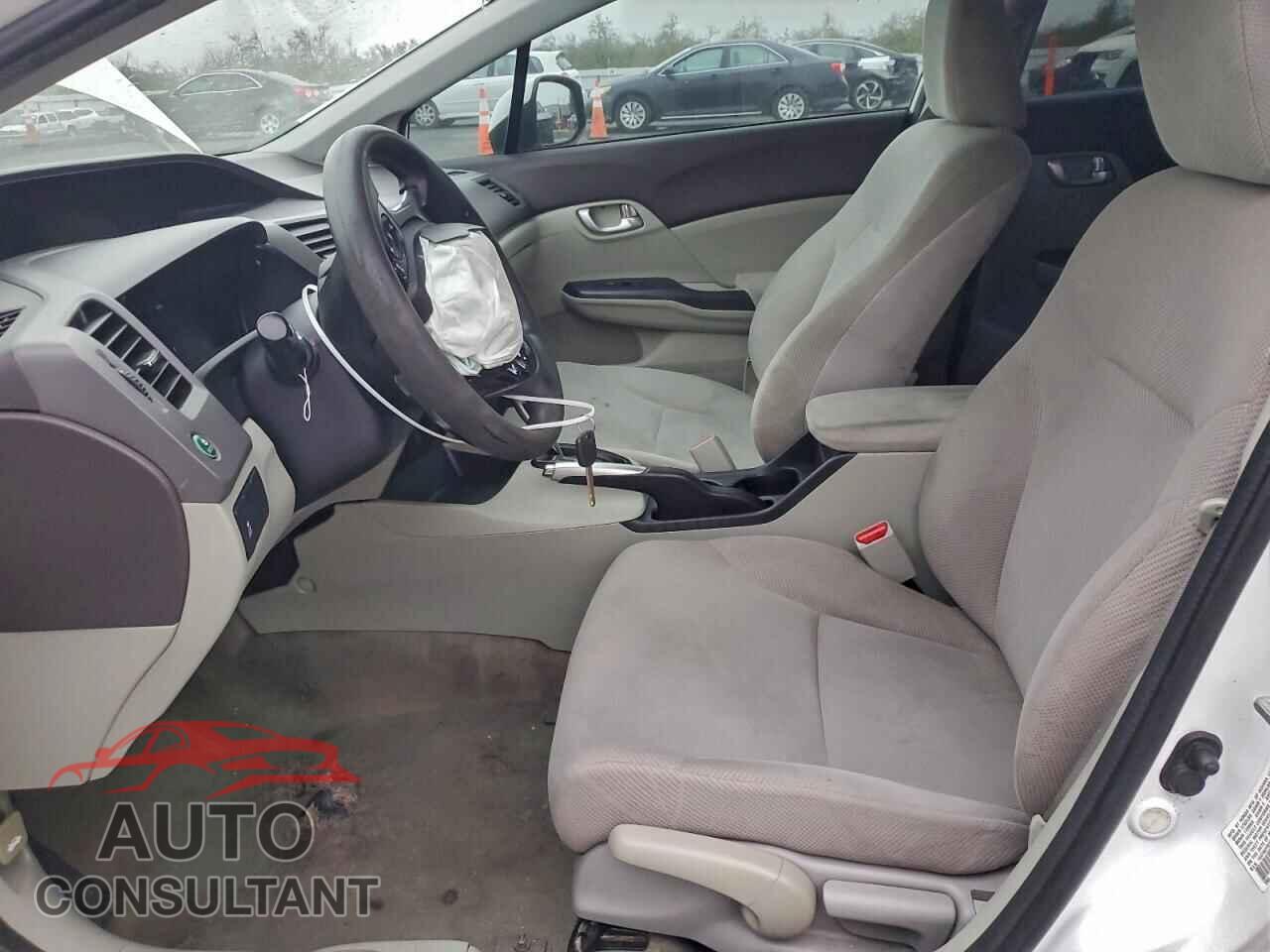 HONDA CIVIC 2012 - 19XFB2F82CE368012