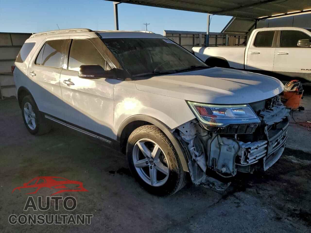 FORD EXPLORER 2018 - 1FM5K7D80JGC86638