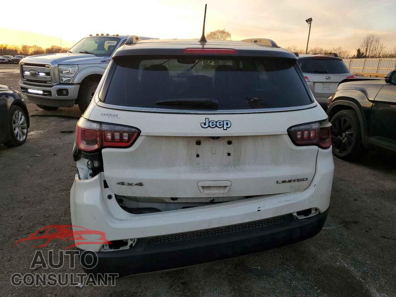 JEEP COMPASS 2018 - 3C4NJDCB7JT302980