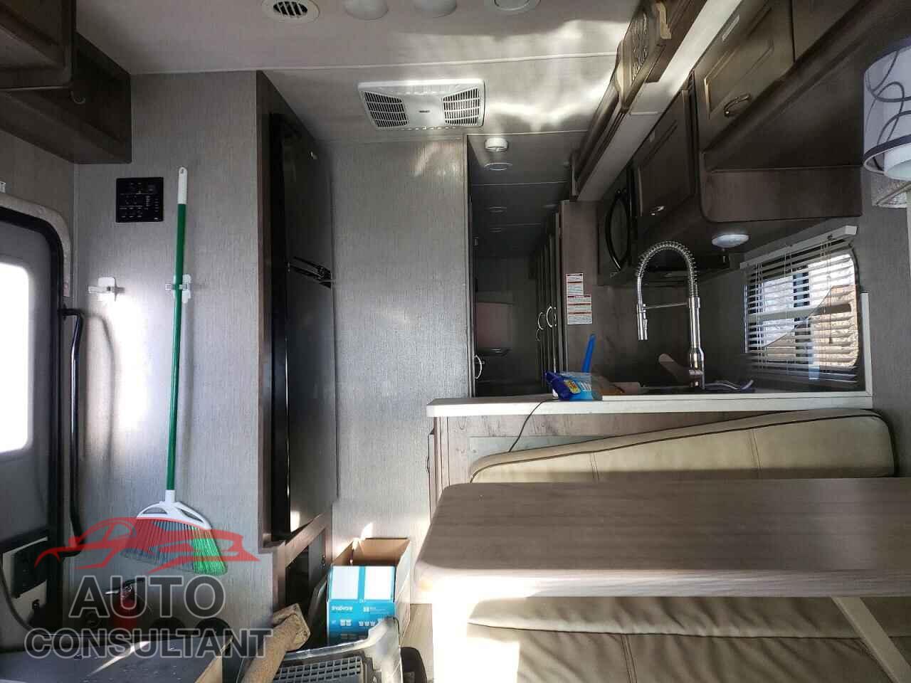 FORD ECONOLINE 2020 - 1FDXE4FS9KDC47153