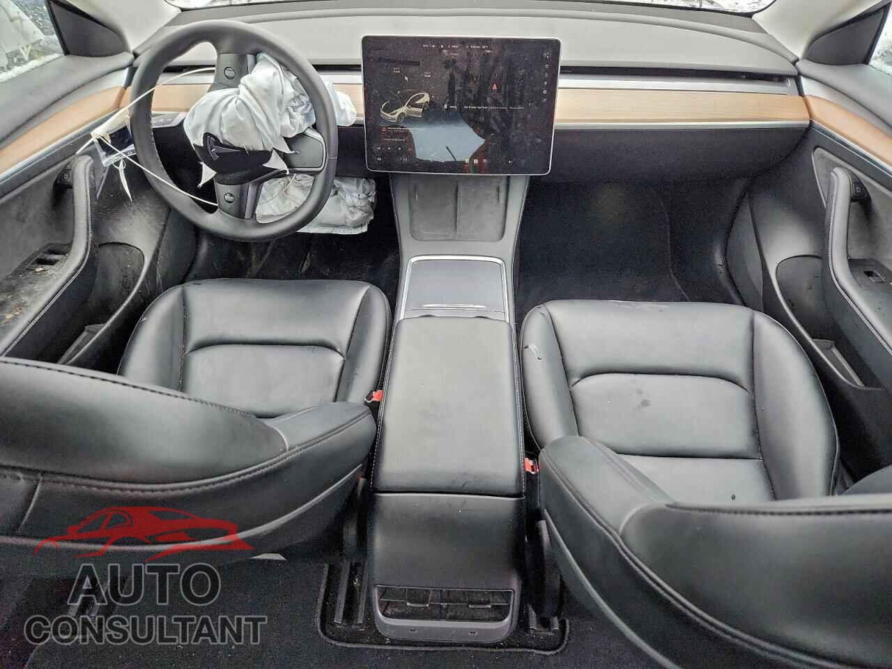 TESLA MODEL 3 2022 - 5YJ3E1EB3NF240733