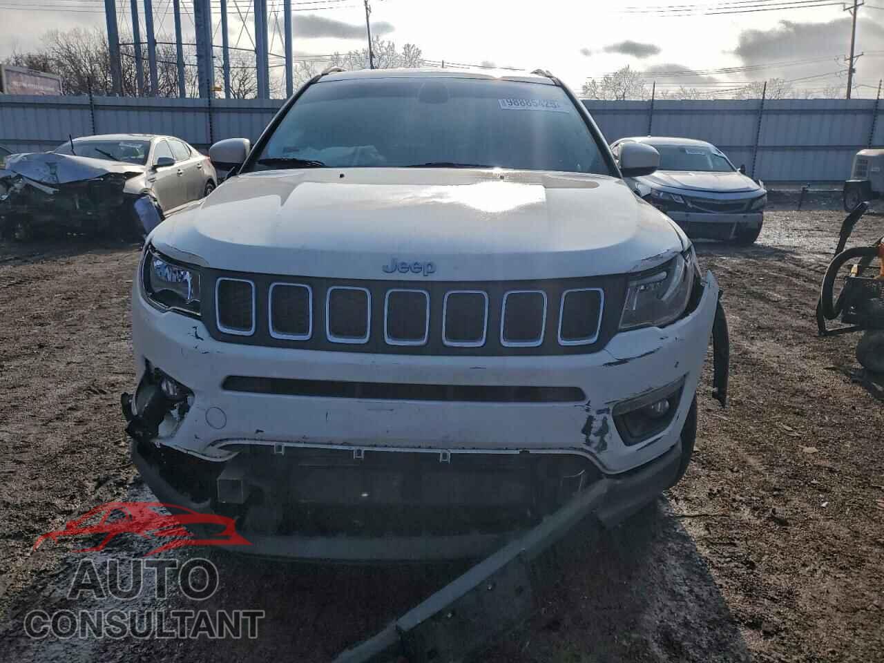 JEEP COMPASS 2018 - 3C4NJDBB5JT177320