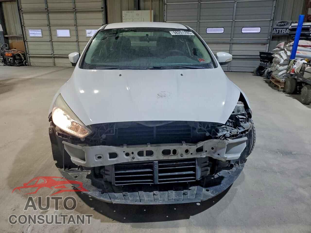 FORD FOCUS 2017 - 1FADP3F22HL284318