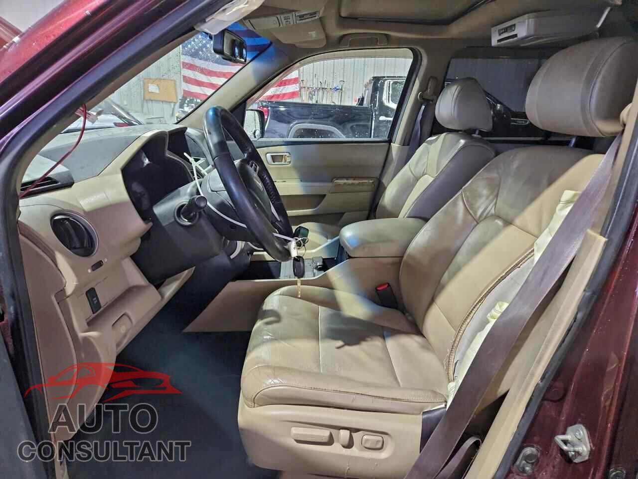 HONDA PILOT 2011 - 5FNYF4H59BB003413