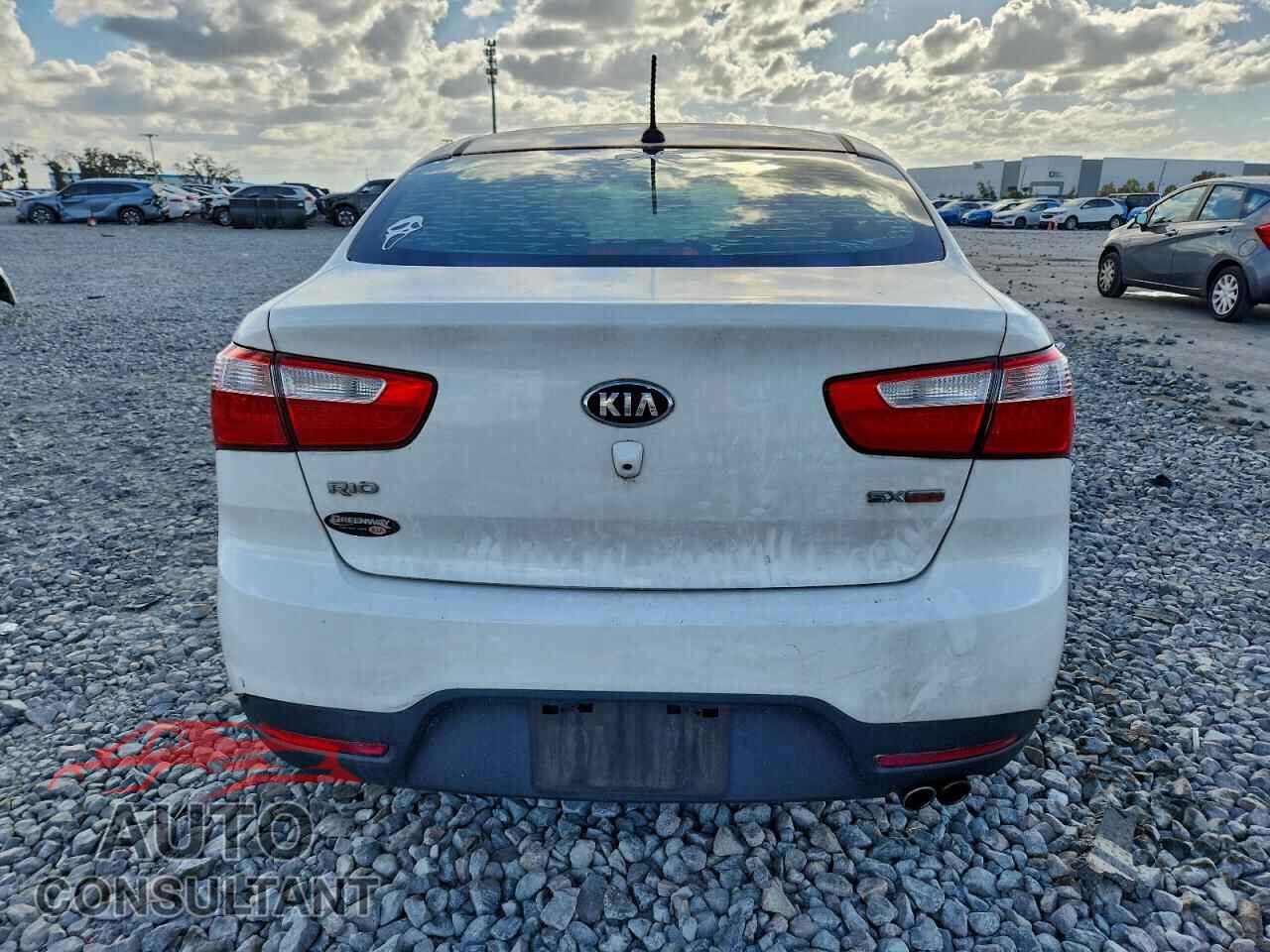 KIA RIO 2014 - KNADN4A36E6335428