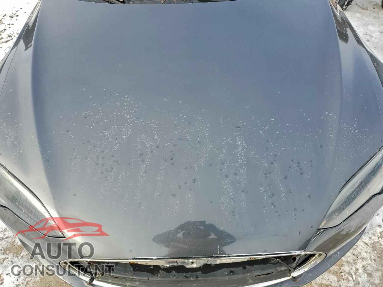 TESLA MODEL S 2015 - 5YJSA1H20FF081304