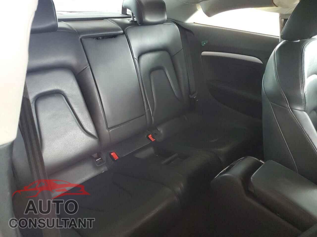 AUDI A5 2011 - WAULFAFR2BA082511