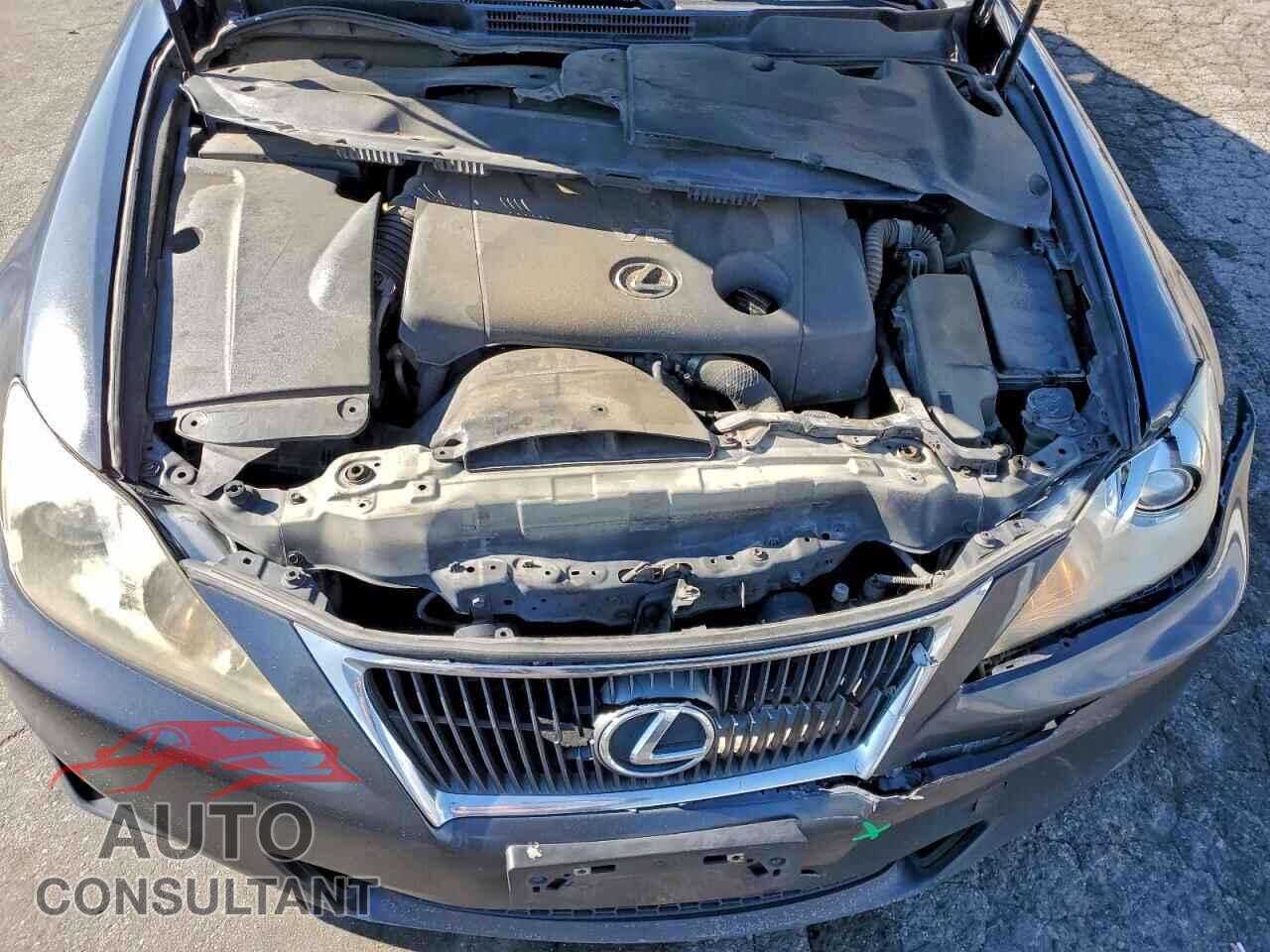 LEXUS IS 2011 - JTHBF5C21B5153492