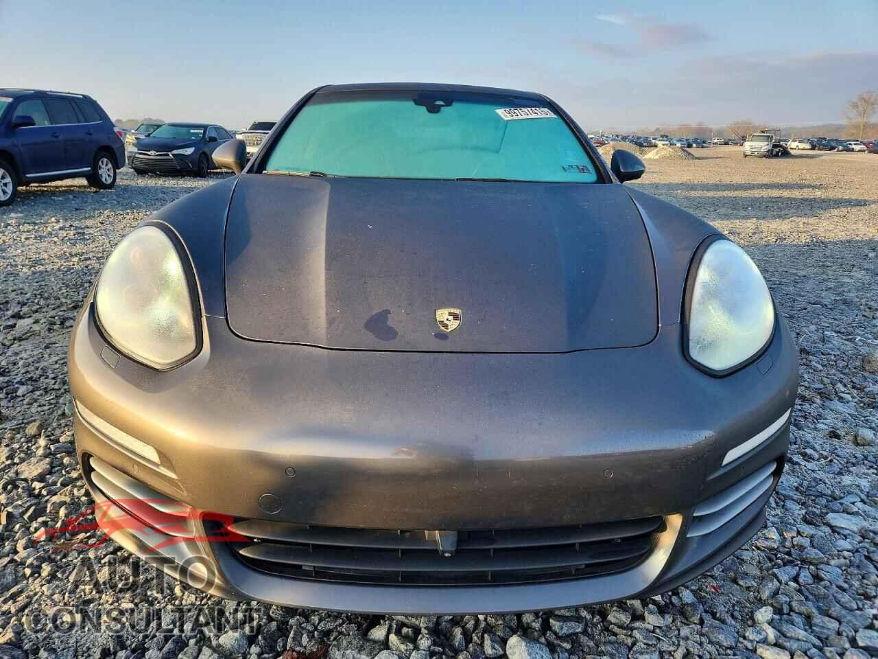 PORSCHE PANAMERA 2016 - WP0AA2A72GL000860