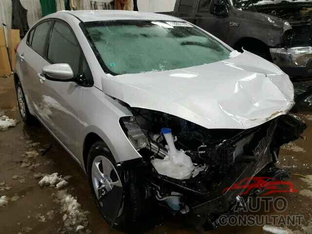 KIA FORTE 2015 - KNAFK4A67F5431202