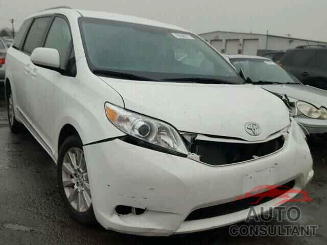 TOYOTA SIENNA 2015 - 5TDJK3DC6FS118581